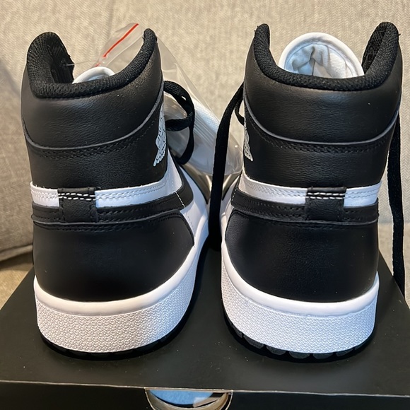 Air Jordan 1 High Golf Black White Panda. Brand new main image 5